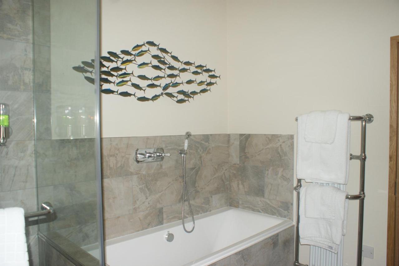 Y Fan Bed and Breakfast Caerphilly Exteriör bild
