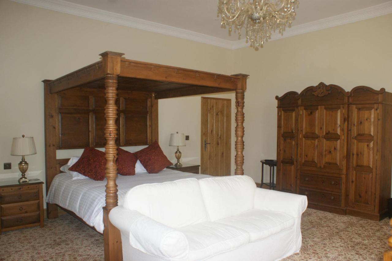 Y Fan Bed and Breakfast Caerphilly Exteriör bild