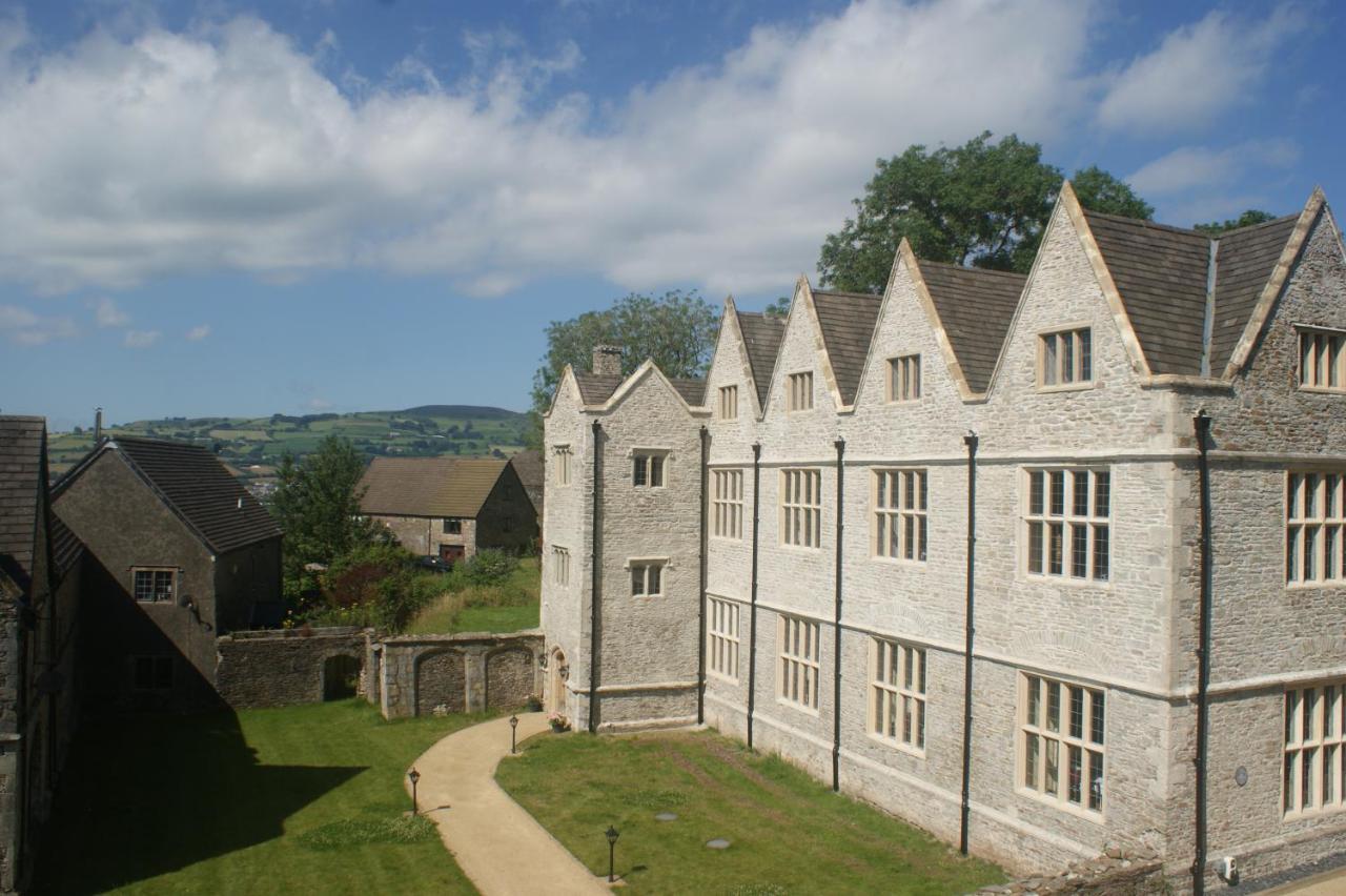 Y Fan Bed and Breakfast Caerphilly Exteriör bild